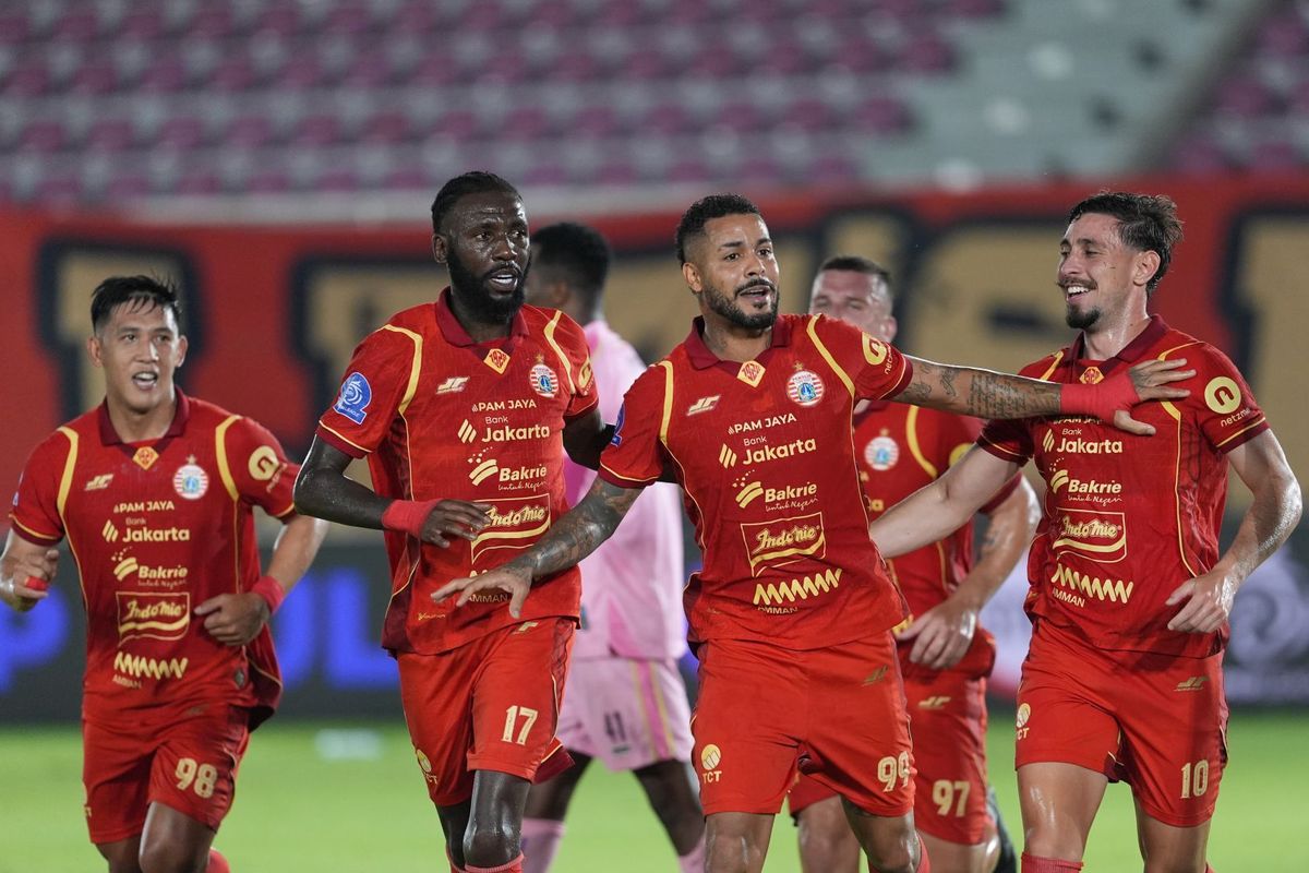 Persija Menang Telak! Eks Kiper Persib Dibobol Tiga Gol