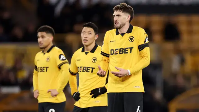 Wolves Samai Rekor Terburuk EPL