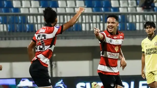 Madura United & Persebaya Berpesta, Derita Borneo FC Berlanjut